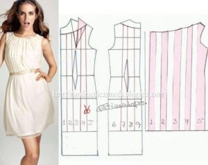 vestido branco com pregas no decote